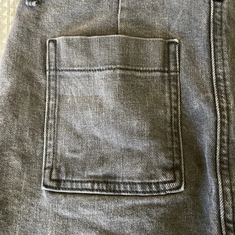 Old Navy Denim Skirt - Picture 7 of 10